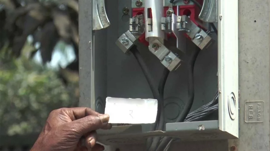 ট্রান্সফরমার মিটার চুরির পর চিরকুট রেখে বিকাশে টাকা চায় চোরচক্র